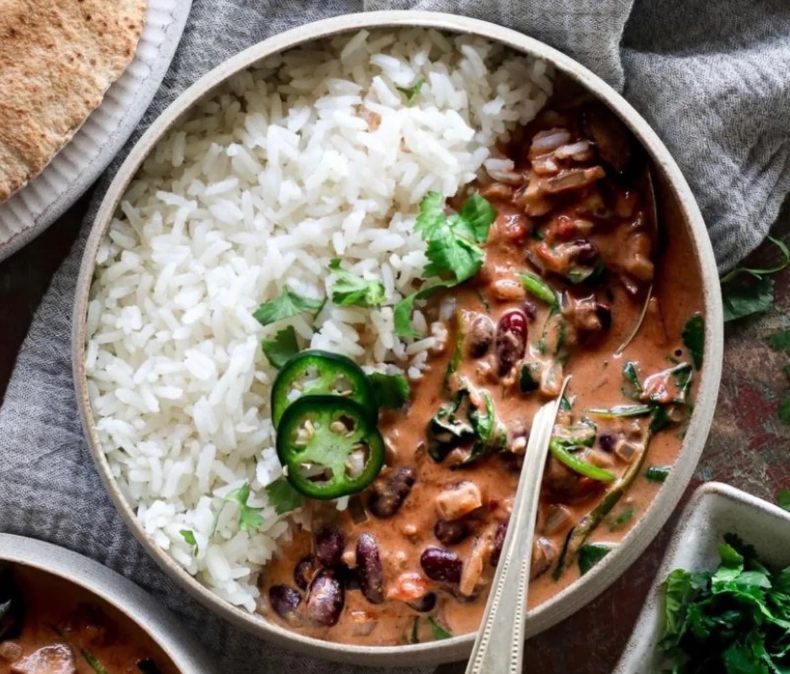 Curry s gljivama i grahom